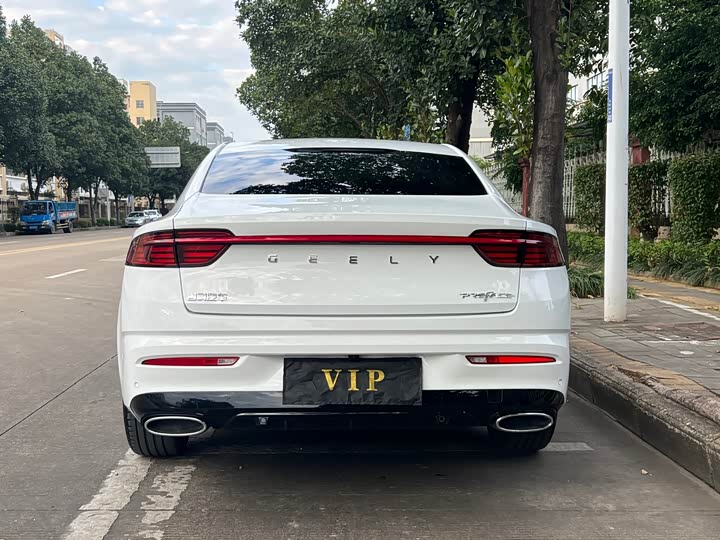 Фото 14 - Geely Preface