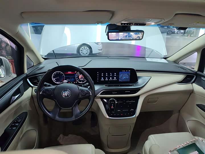 Фото 10 - Buick GL8 ES