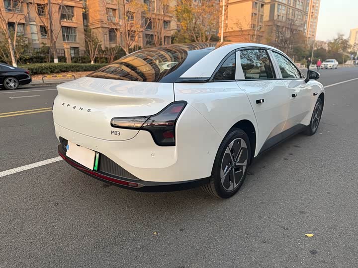 Фото 5 - XPeng Mona M03