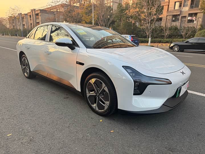 Фото 7 - XPeng Mona M03