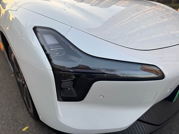 Фото 8 - XPeng Mona M03