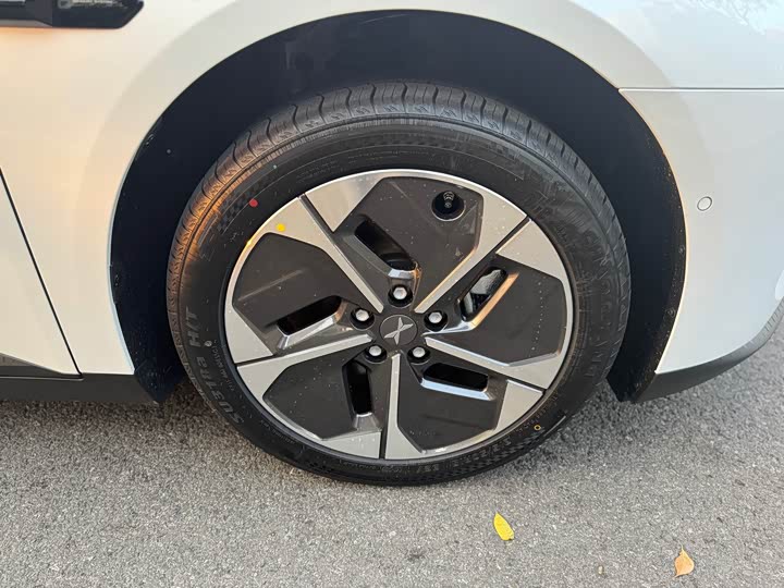 Фото 9 - XPeng Mona M03