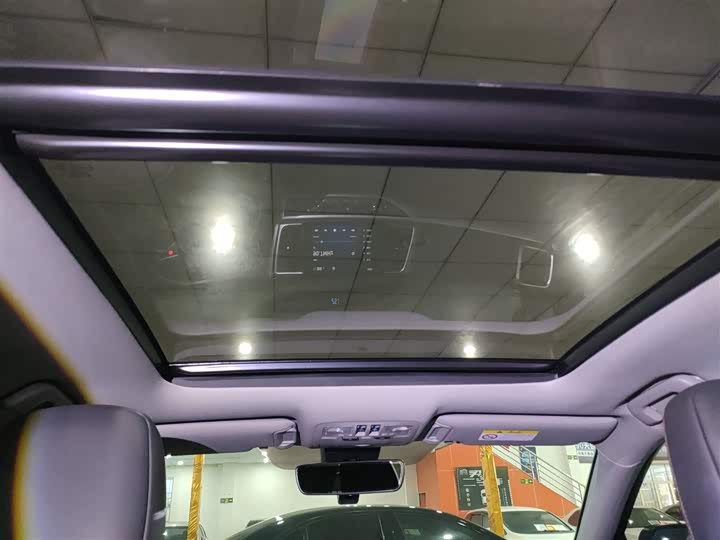 Фото 18 - Toyota Highlander