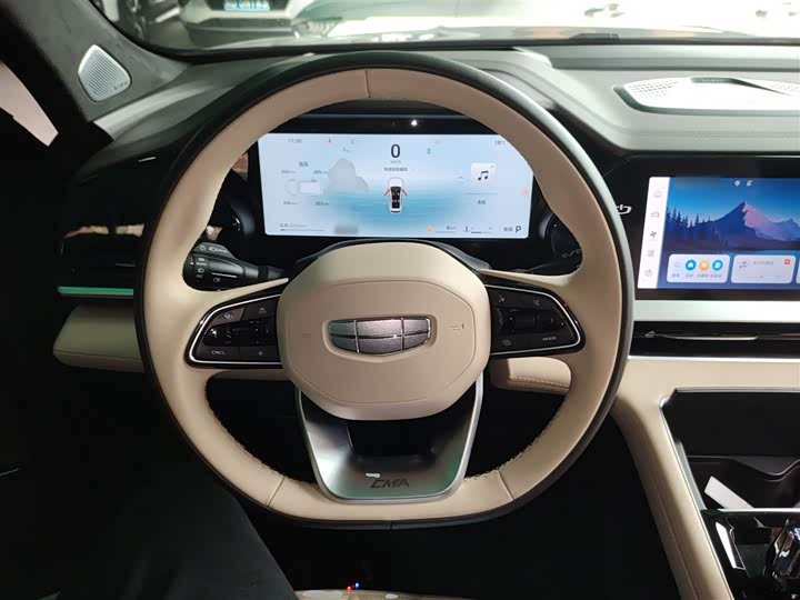 Фото 11 - Geely Monjaro