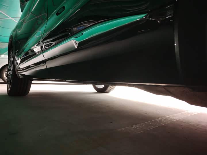 Фото 22 - Geely Monjaro