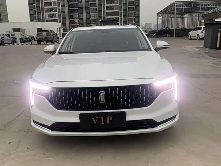 Фото 2 - Bestune B70