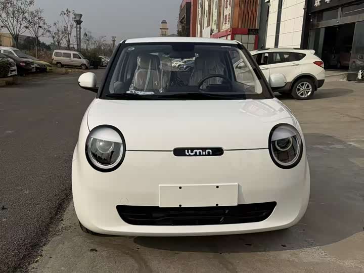 Фото 2 - Changan Qiyuan (Nevo) Lumin