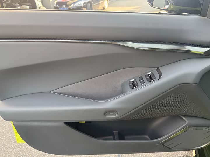 Фото 11 - XPeng P7