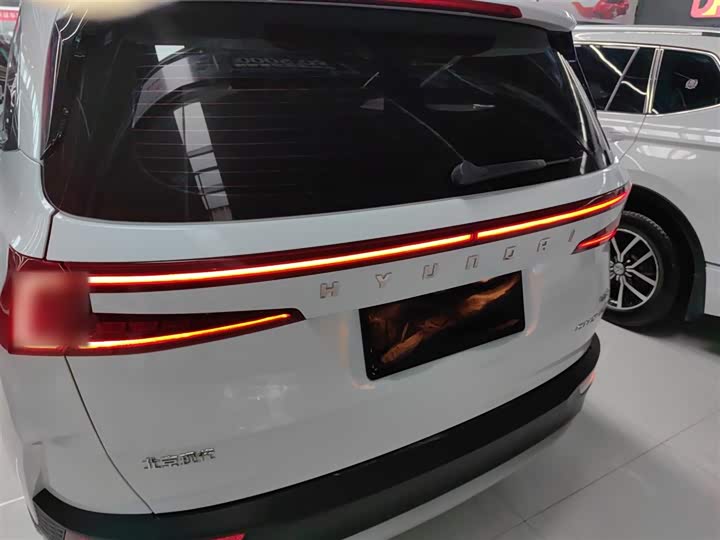 Фото 6 - Hyundai Custo