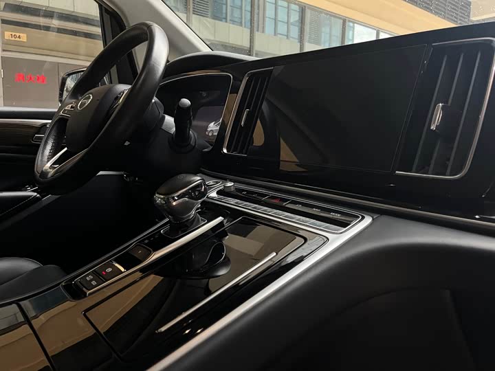 Фото 12 - GAC Trumpchi M8