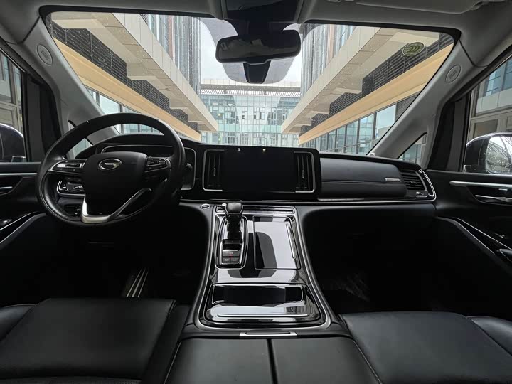 Фото 14 - GAC Trumpchi M8