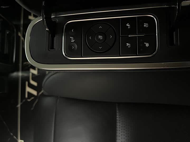 Фото 16 - GAC Trumpchi M8