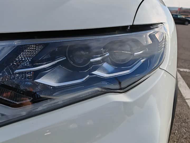 Фото 12 - Nissan X-Trail