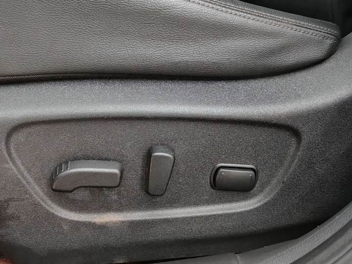 Фото 29 - Nissan X-Trail