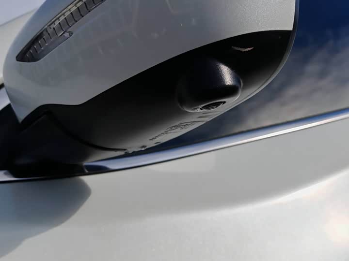 Фото 33 - Nissan X-Trail