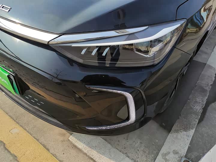 Фото 24 - Beijing EU5 Plus