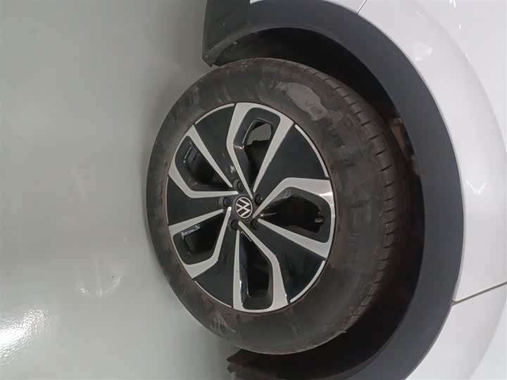 Фото 25 - Volkswagen ID.4 X