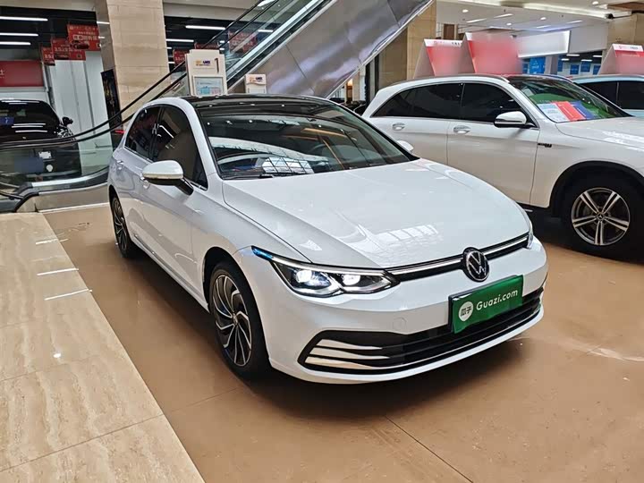 Фото 4 - Volkswagen Golf