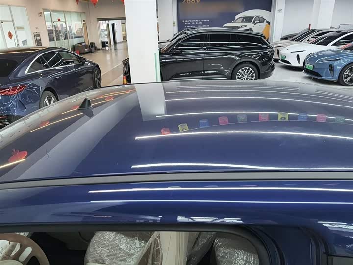 Фото 27 - Bestune Pony