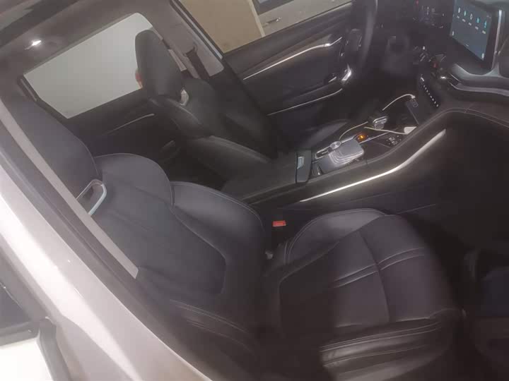 Фото 25 - Changan CS75 Plus