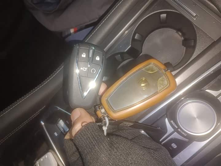 Фото 9 - Changan CS75 Plus