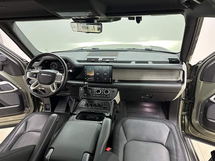 Фото 12 - Land Rover Defender