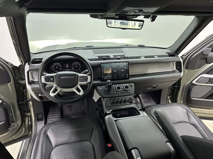 Фото 13 - Land Rover Defender