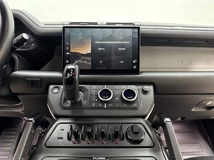 Фото 17 - Land Rover Defender