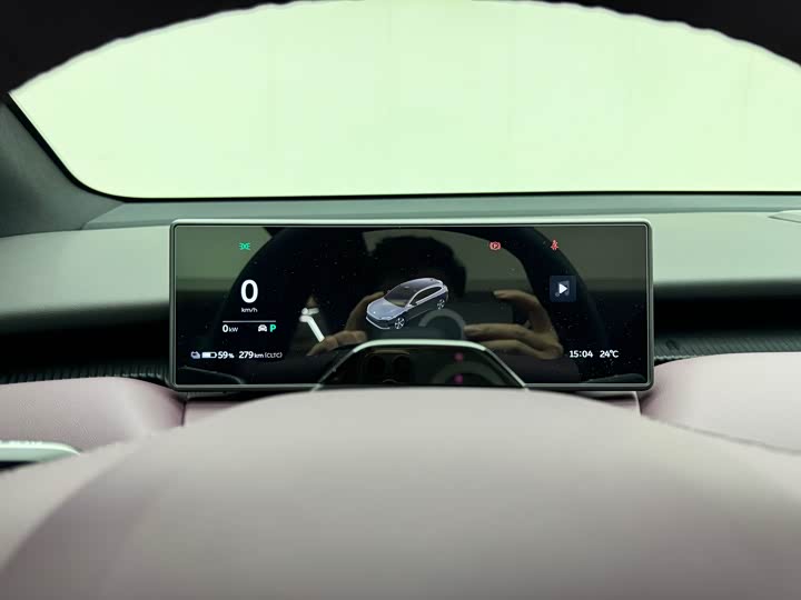 Фото 12 - Nio ET5T