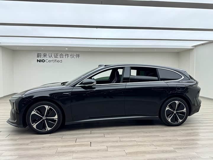 Фото 18 - Nio ET5T