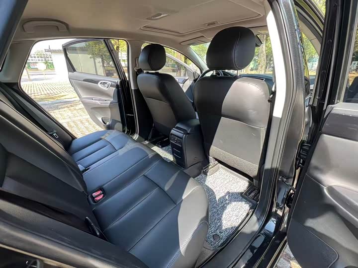 Фото 16 - Nissan Sylphy