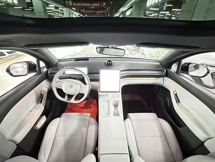 Фото 13 - Nio ES6