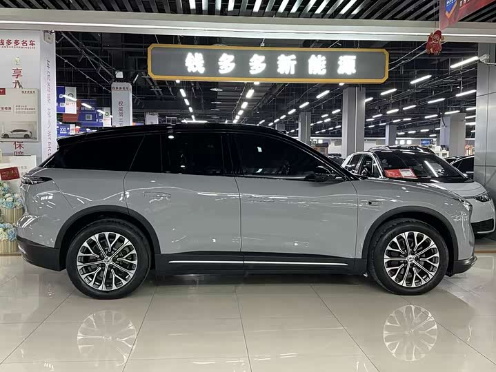 Фото 4 - Nio ES6