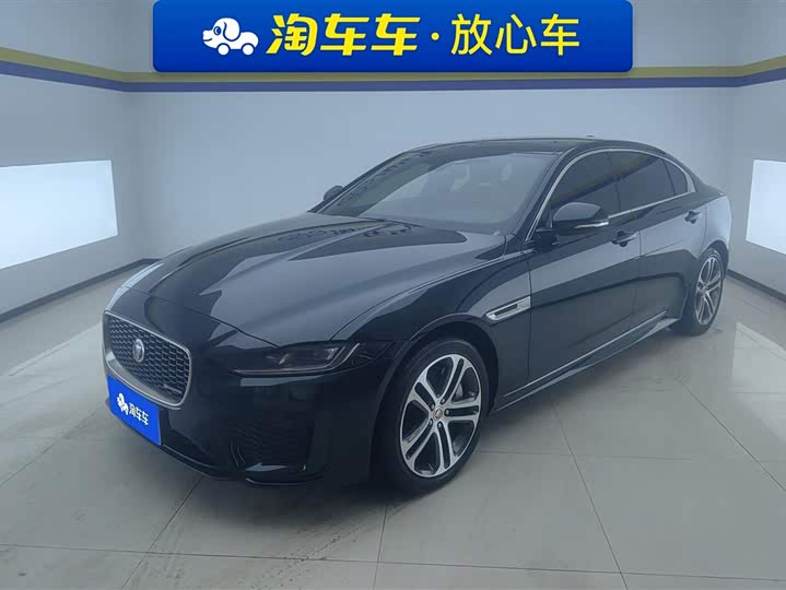 Фото 1 - Jaguar XE L