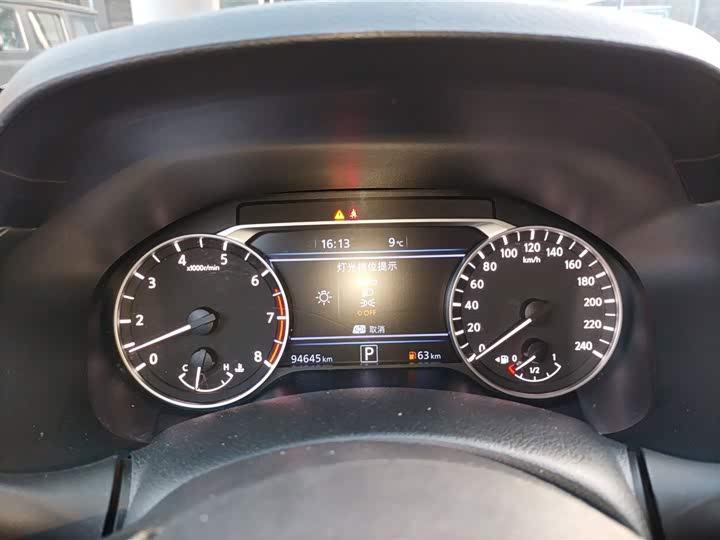 Фото 12 - Nissan Teana