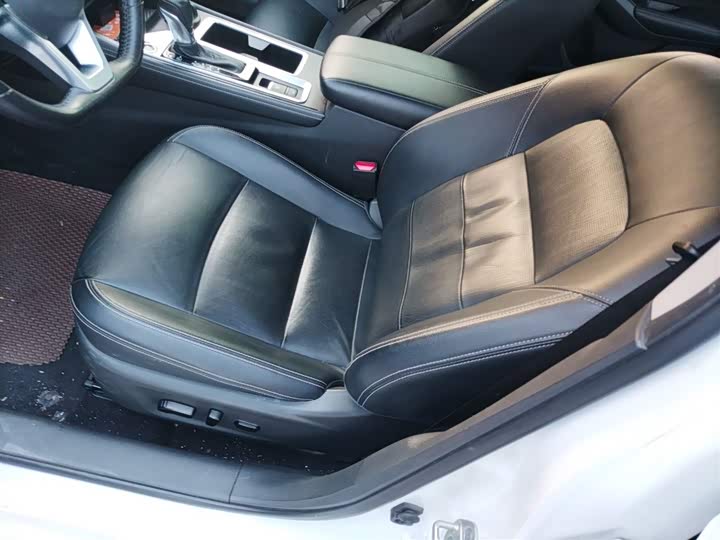 Фото 15 - Nissan Teana