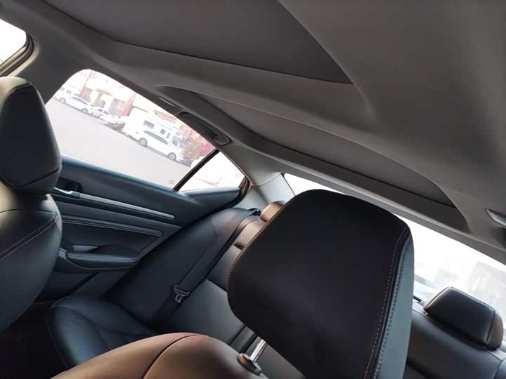 Фото 18 - Nissan Teana