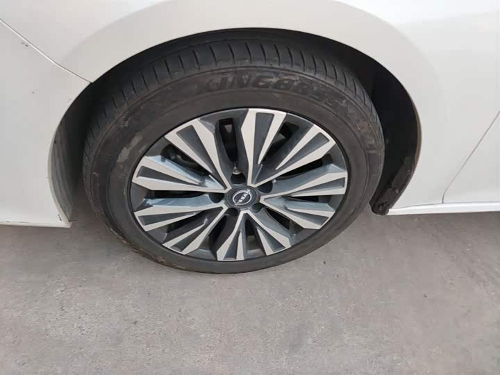 Фото 23 - Nissan Teana