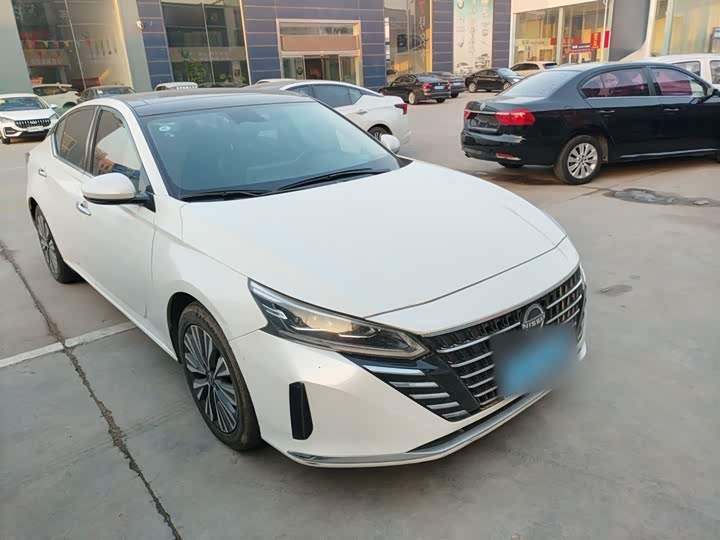 Фото 4 - Nissan Teana