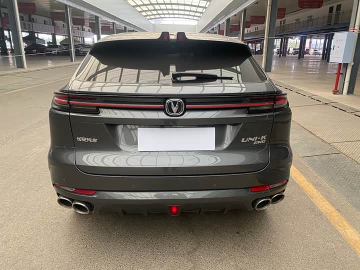 Фото 10 - Changan UNI-K