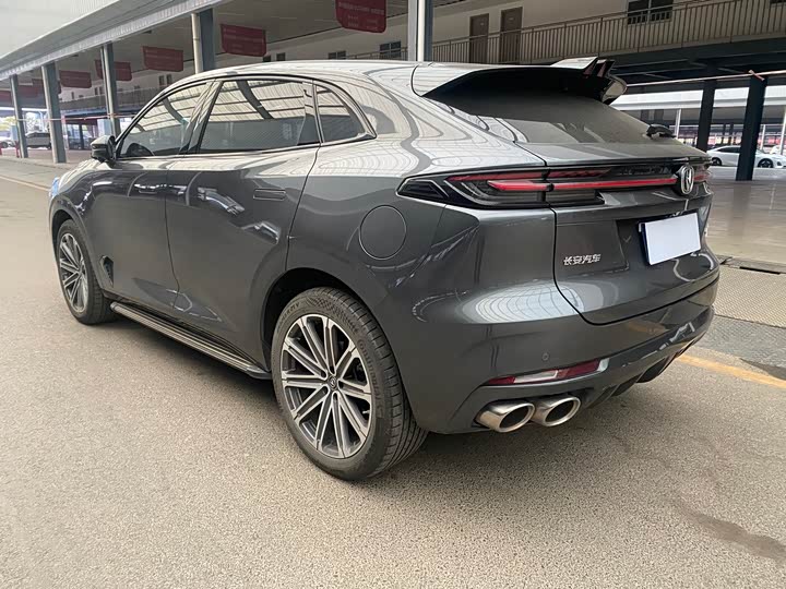 Фото 12 - Changan UNI-K