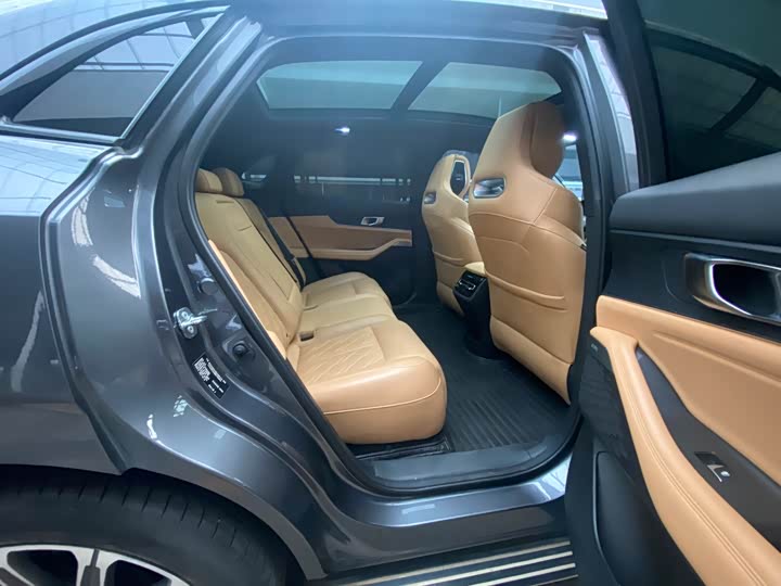 Фото 8 - Changan UNI-K