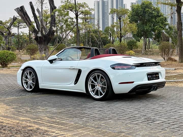 Фото 25 - Porsche 718