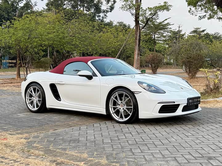 Фото 3 - Porsche 718