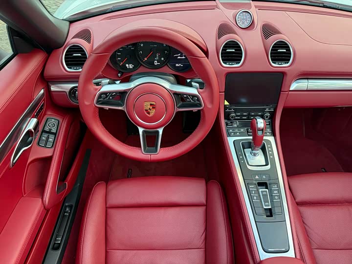 Фото 6 - Porsche 718