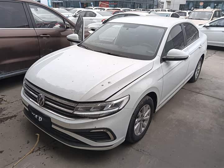 Фото 1 - Volkswagen Bora