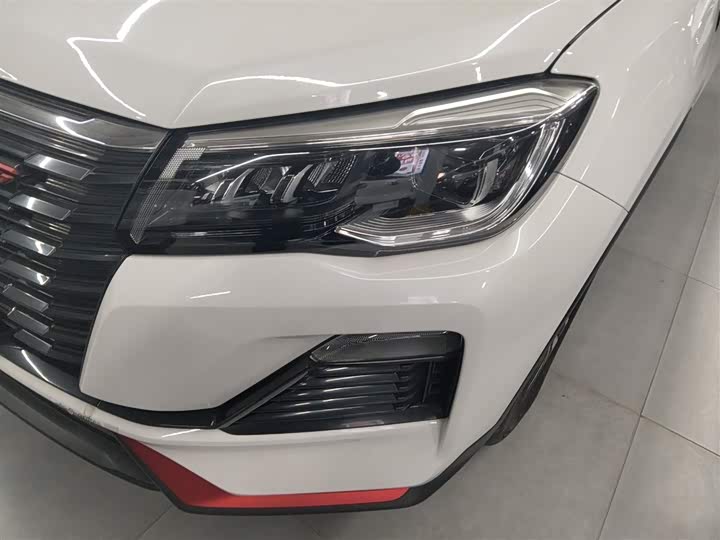 Фото 23 - Changan CS75