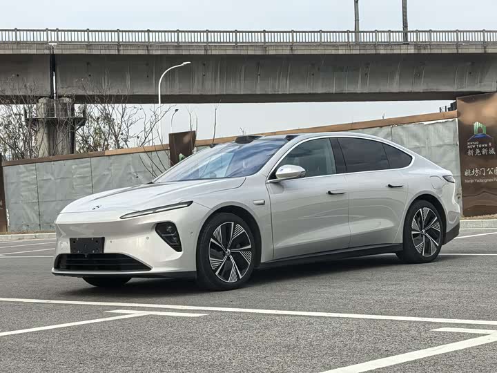 Фото 1 - Nio ET7