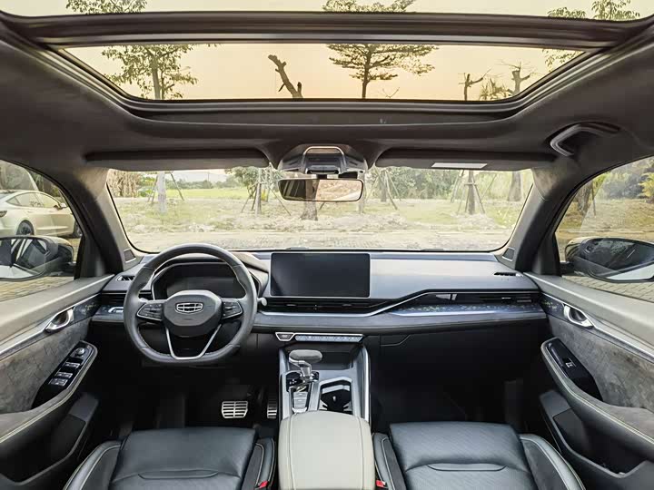 Фото 11 - Geely Preface