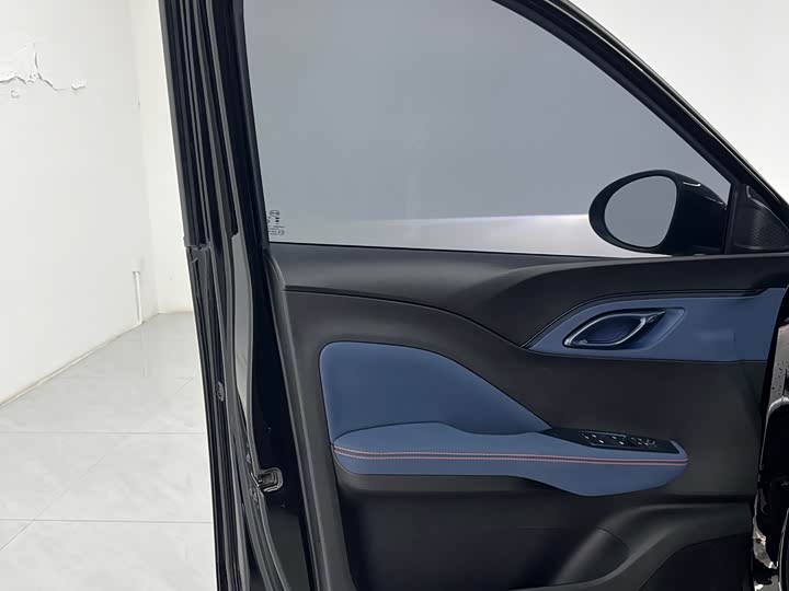 Фото 17 - BYD Seagull